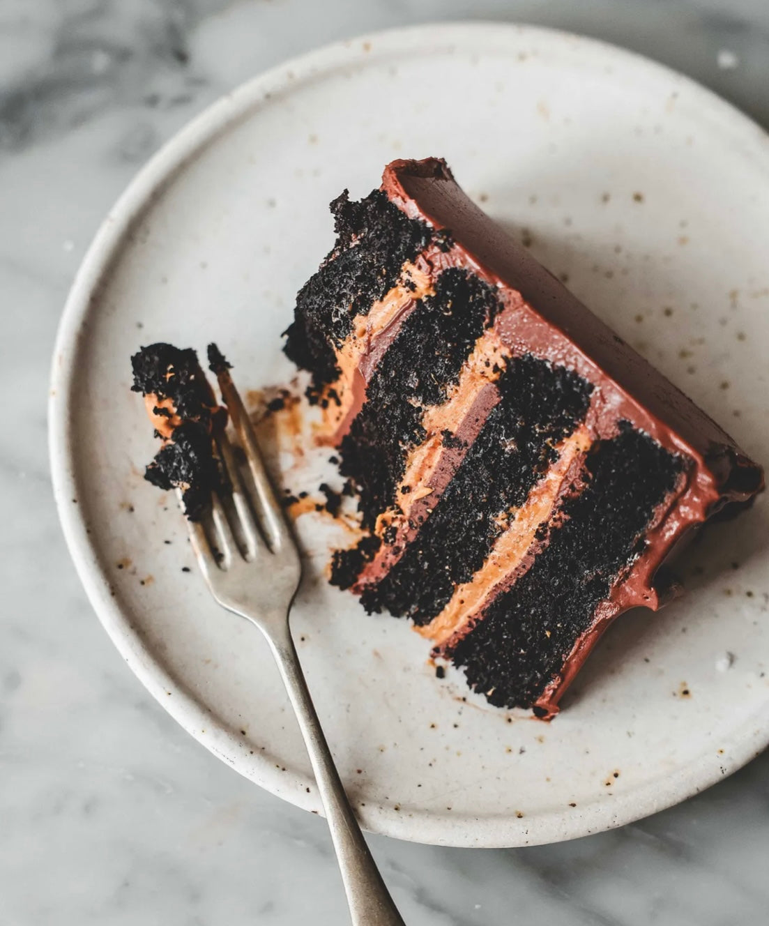 SALTED AND CARAMEL LAYRED CAKE